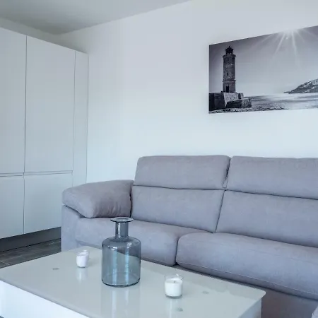 Le Vallat Vue Terrasse Privative Jacuzzi Barbecue Calanques Apartment Cassis